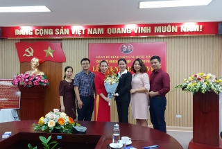 CHI BỘ KẾ HOẠCH TỔNG HỢP – NỘI THEO YÊU CẦU TỔ CHỨC LỄ KẾT NẠP ĐẢNG VIÊN MỚI